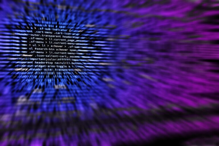 Lire la suite à propos de l’article Cyberattaques dans l’Éducation nationale, la stratégie numérique en question